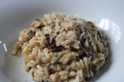 RISOTTO DE RABO DE VACA Y PIÑONES