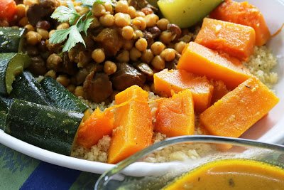 COUS-COUS DE CORDERO Y VERDURAS